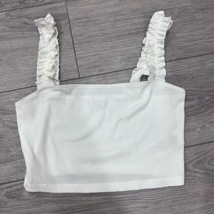 Aritzia Sunday best ruffle ribbed crop top